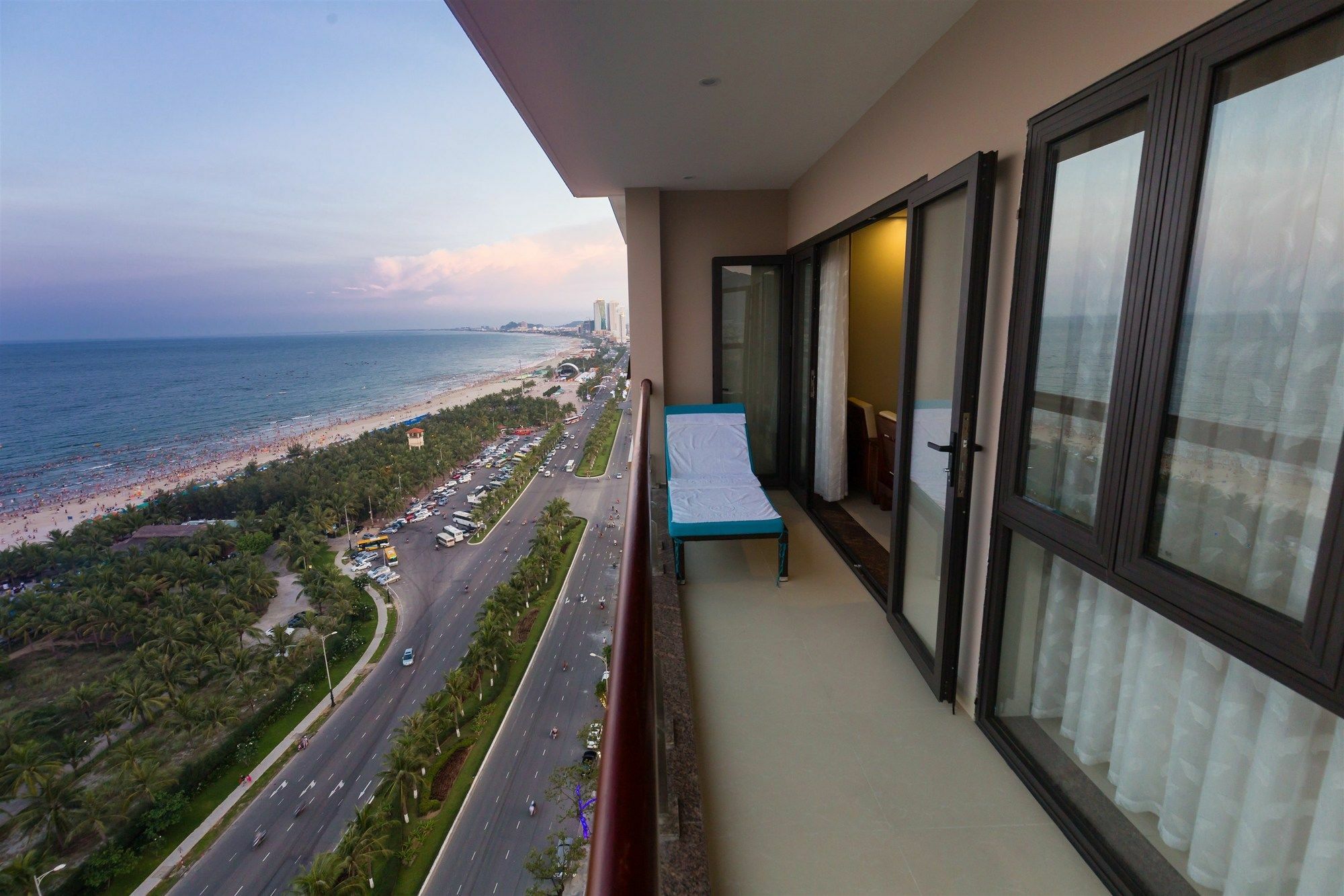 7 Seven Sea Hotel Da Nang Exterior foto
